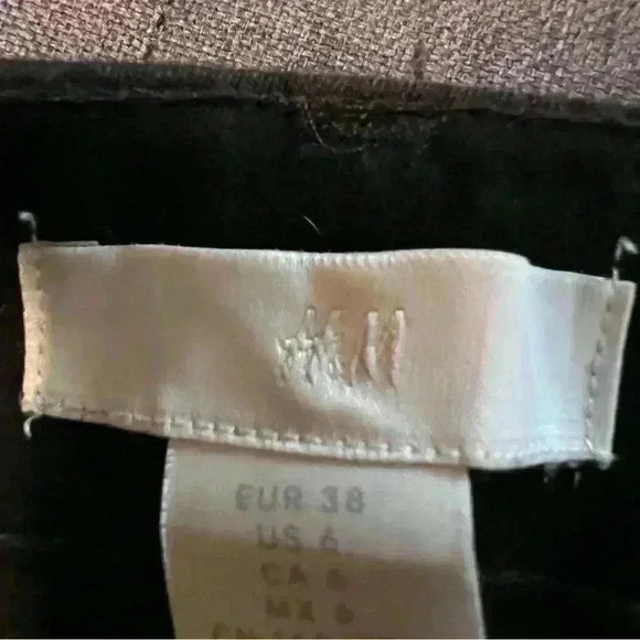 H&M high waste, black slim straight jeans size 6 EUR 38, excellent condition - Picture 4 of 4